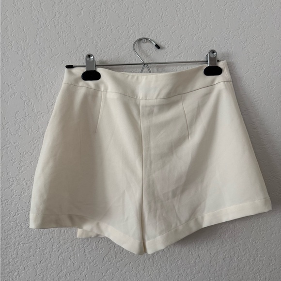 Forever 21 Cream Mini Skort - Picture 2 of 2